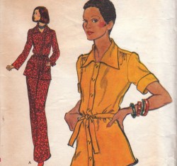 8901 EZ VOGUE TUNIC SS-LS TOP,PANTS PATTERN 12